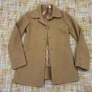 Elegant Tan Women's Trench Coat